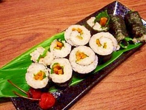 二口海苔巻き☆大葉と山ゴボウ漬け